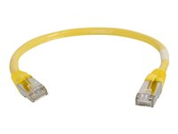 C2G Cat5e Booted Shielded (STP) Network Patch Cable - Kytkentäkaapeli - RJ-45 (uros) to RJ-45 (uros) - 5 m - STP - CAT 5e - valettu - keltainen 83814